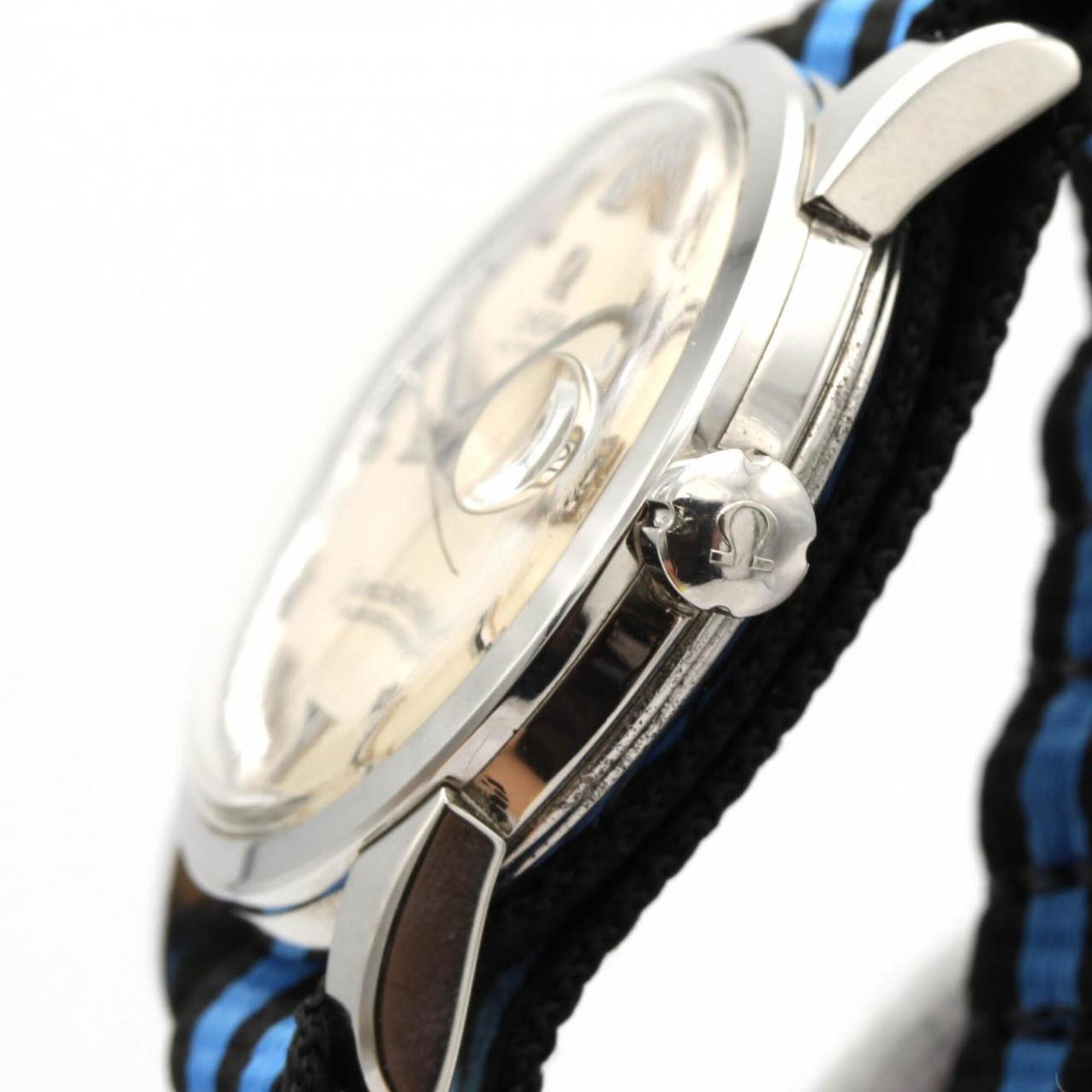 Montre Omega Seamaster Calendar à cadran argenté, 34 mm