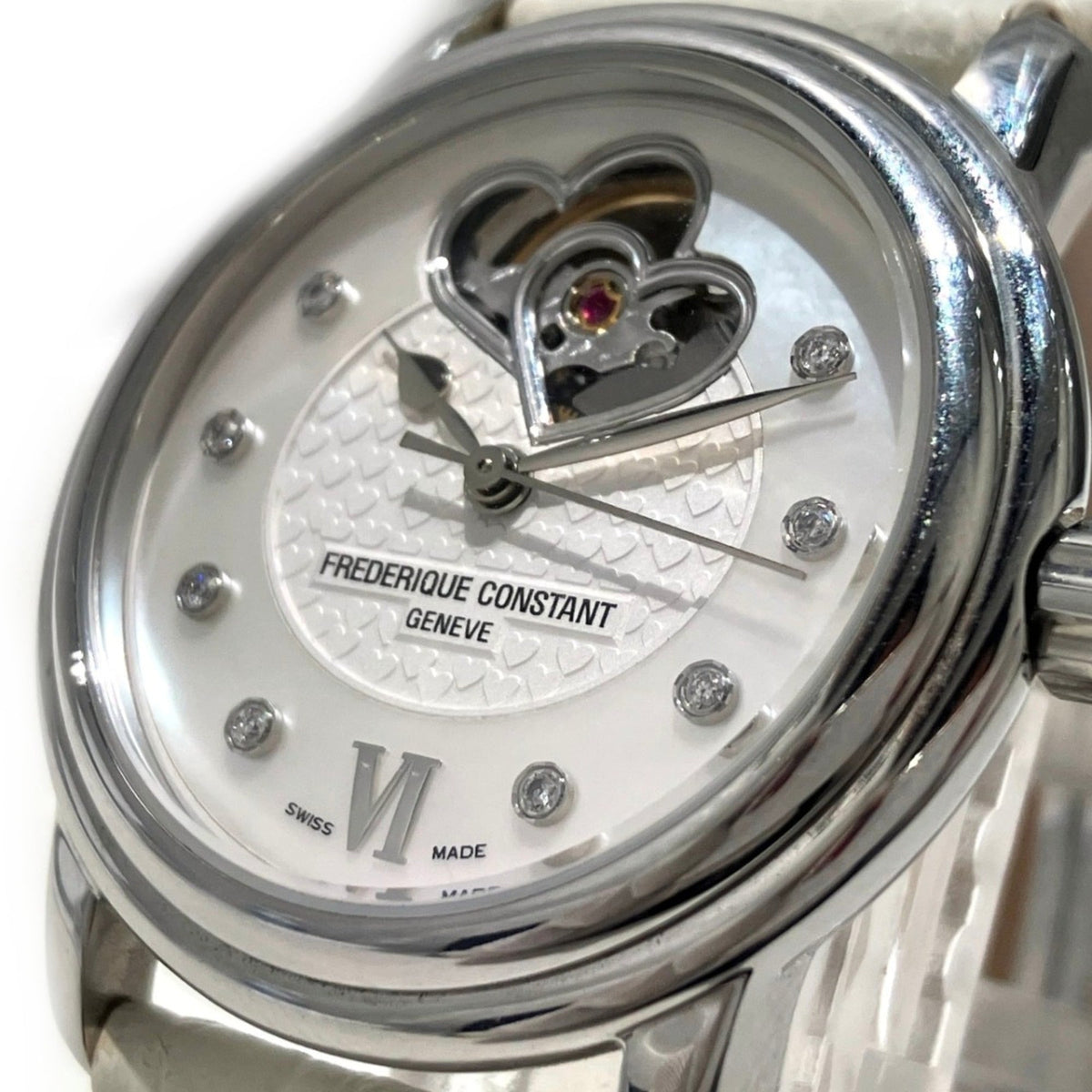 Frederique Constant Classic Heartbeat FC-303/310X2P4/5/6 Weiß Gehäuse Zifferblatt 34 mm Uhr