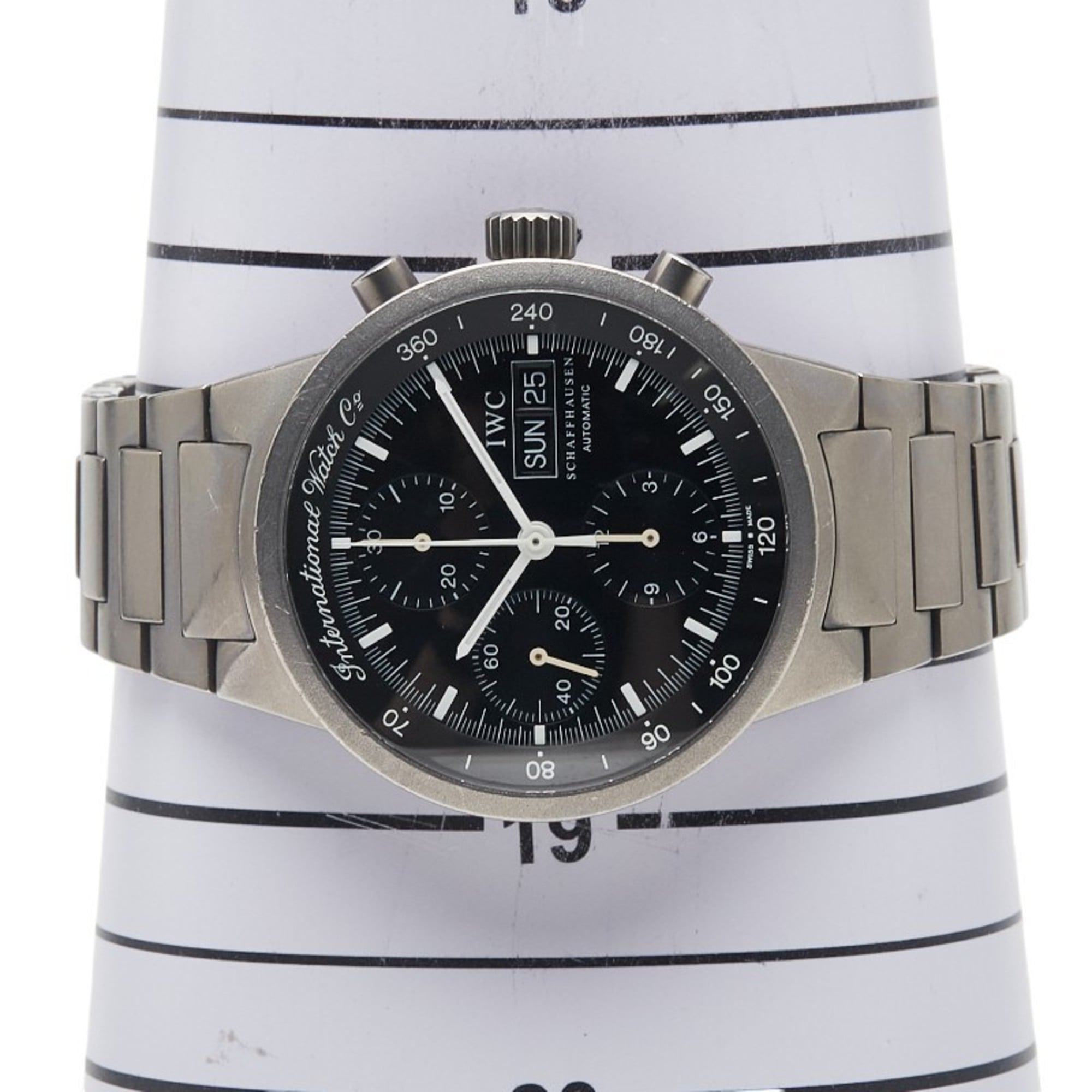 IWC Schaffhausen GST-chronograafhorloge IW370703, automatisch, zwarte wijzerplaat, titanium, herenhorloge SCHAFFHAUSEN