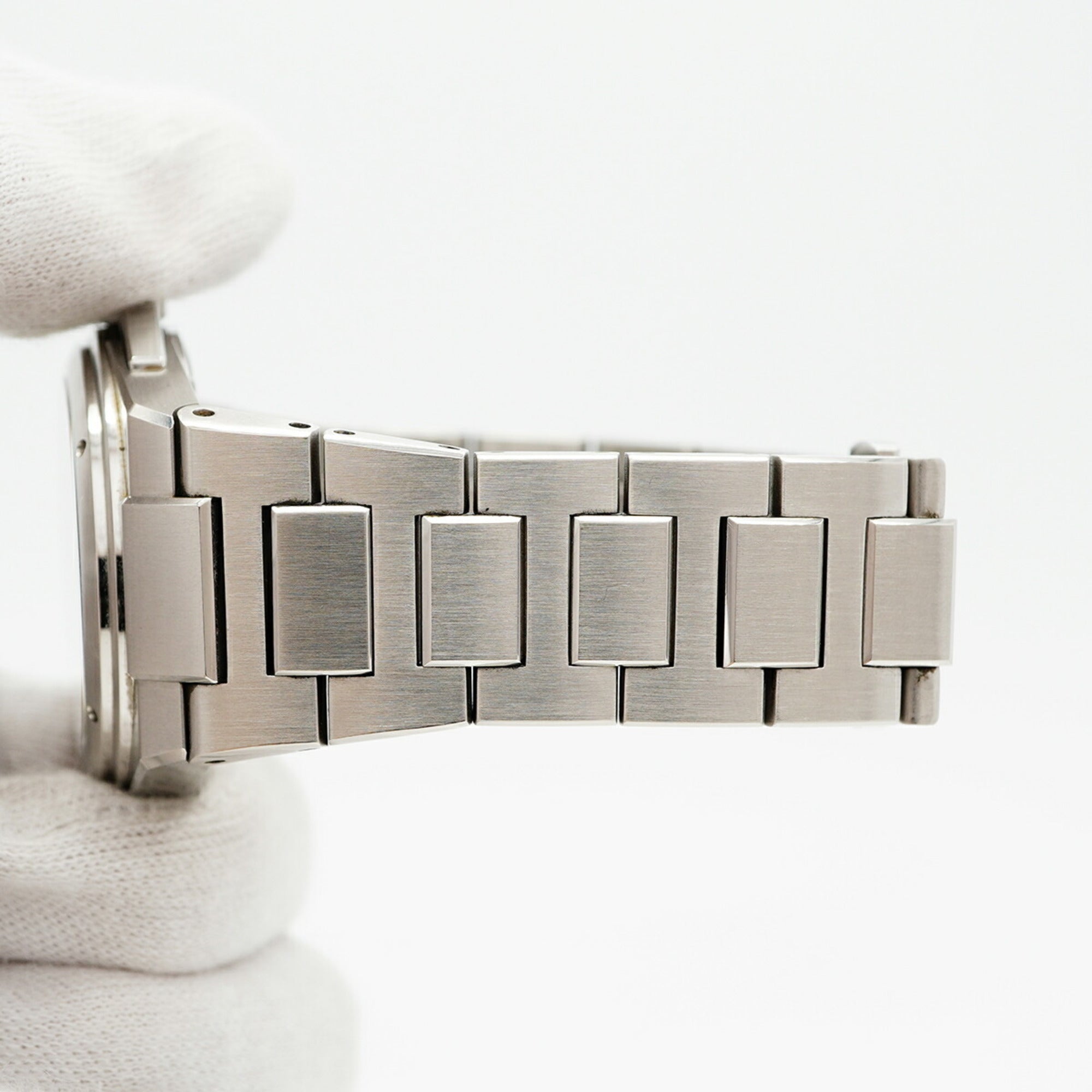 IWC Schaffhausen Ingenieur Laureus Sport for Good, gelimiteerde oplage van 1500 stuks wereldwijd, IW323909, herenhorloge met blauwe wijzerplaat