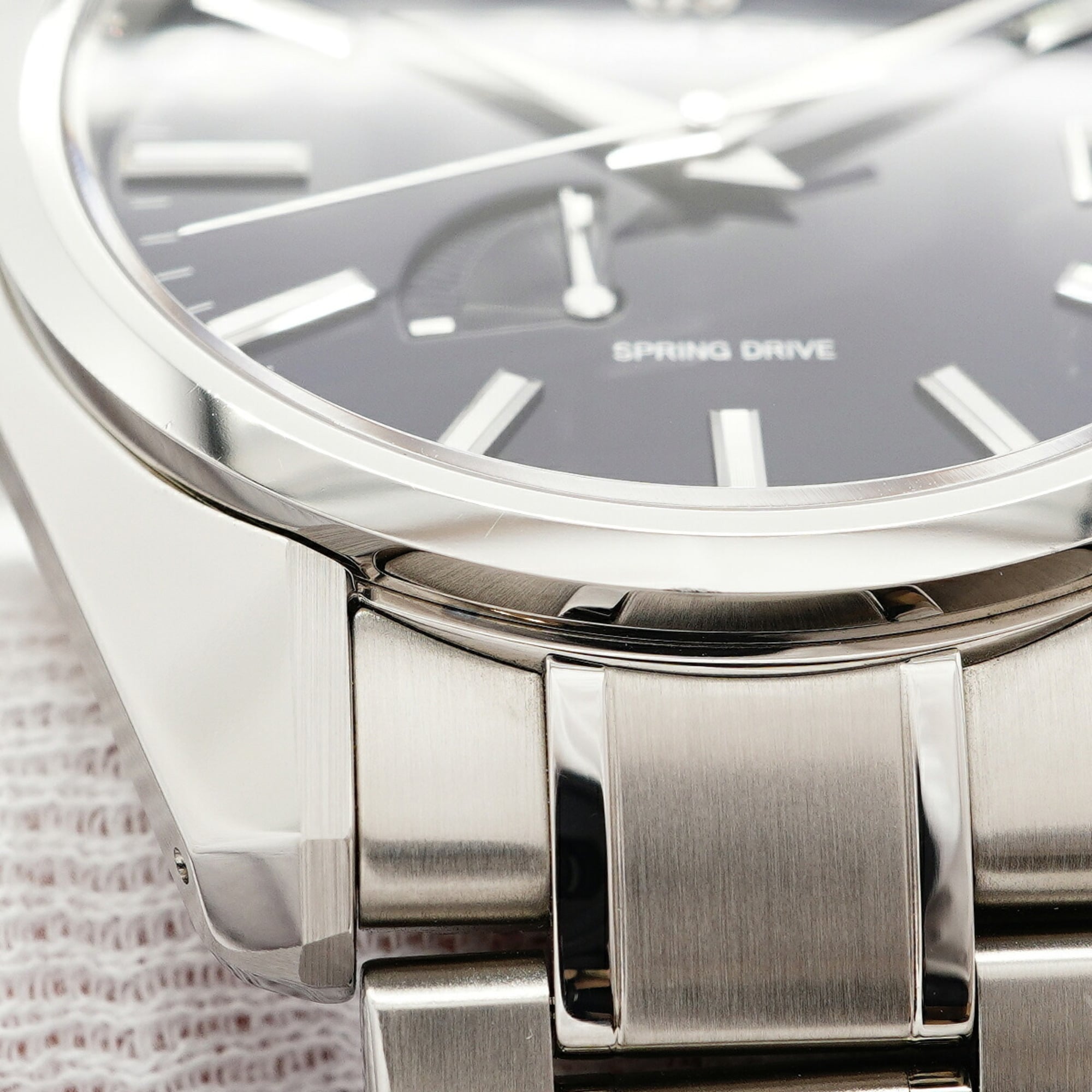 Seiko Grand Spring Drive SBGA375 9R65-0CV0 Navy Dial