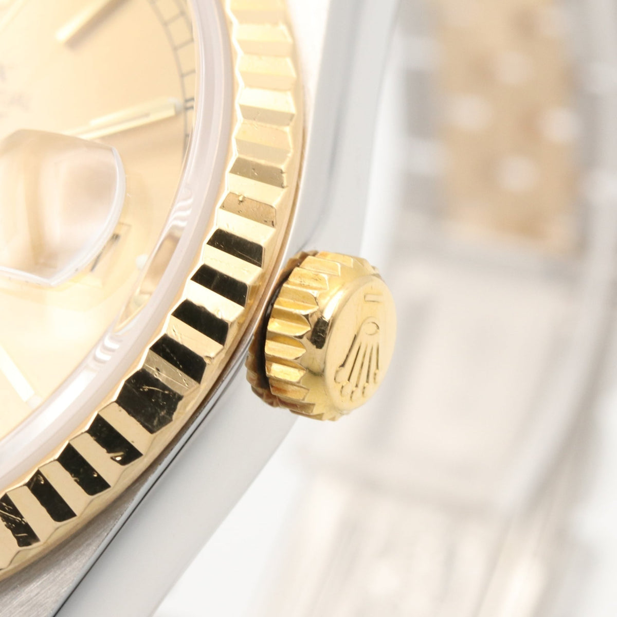 Rolex Datejust 16233 Champagne, Gold Dial 36mm Watch