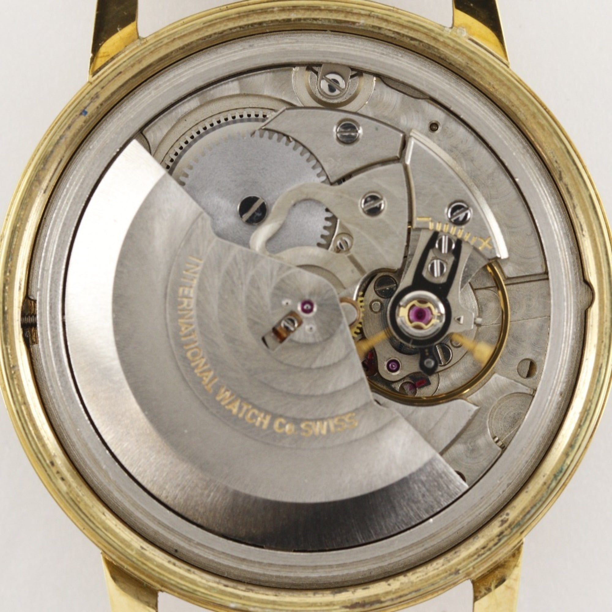 Montre pour homme IWC (International Watch Company) calibre 8541Automatique avec affichage analogique plaqué or et cadran doré
