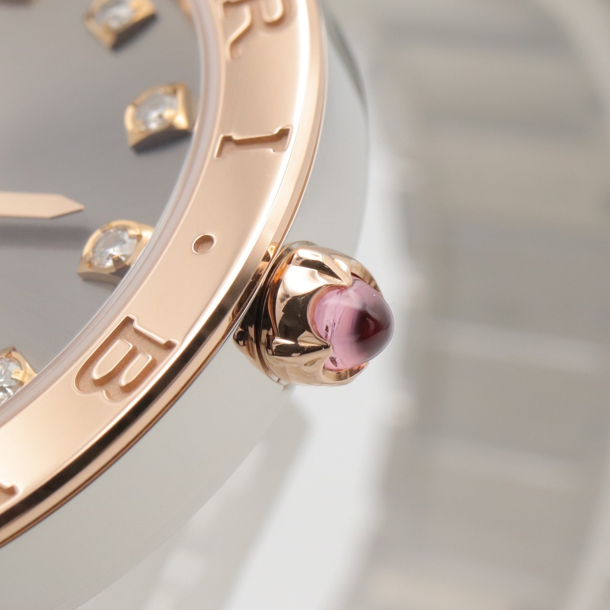 Montre BVLGARI Bulgari à 12 diamants, or Rose 18 carats (PG) et acier inoxydable, pour femme, tons gris, BBP33SG