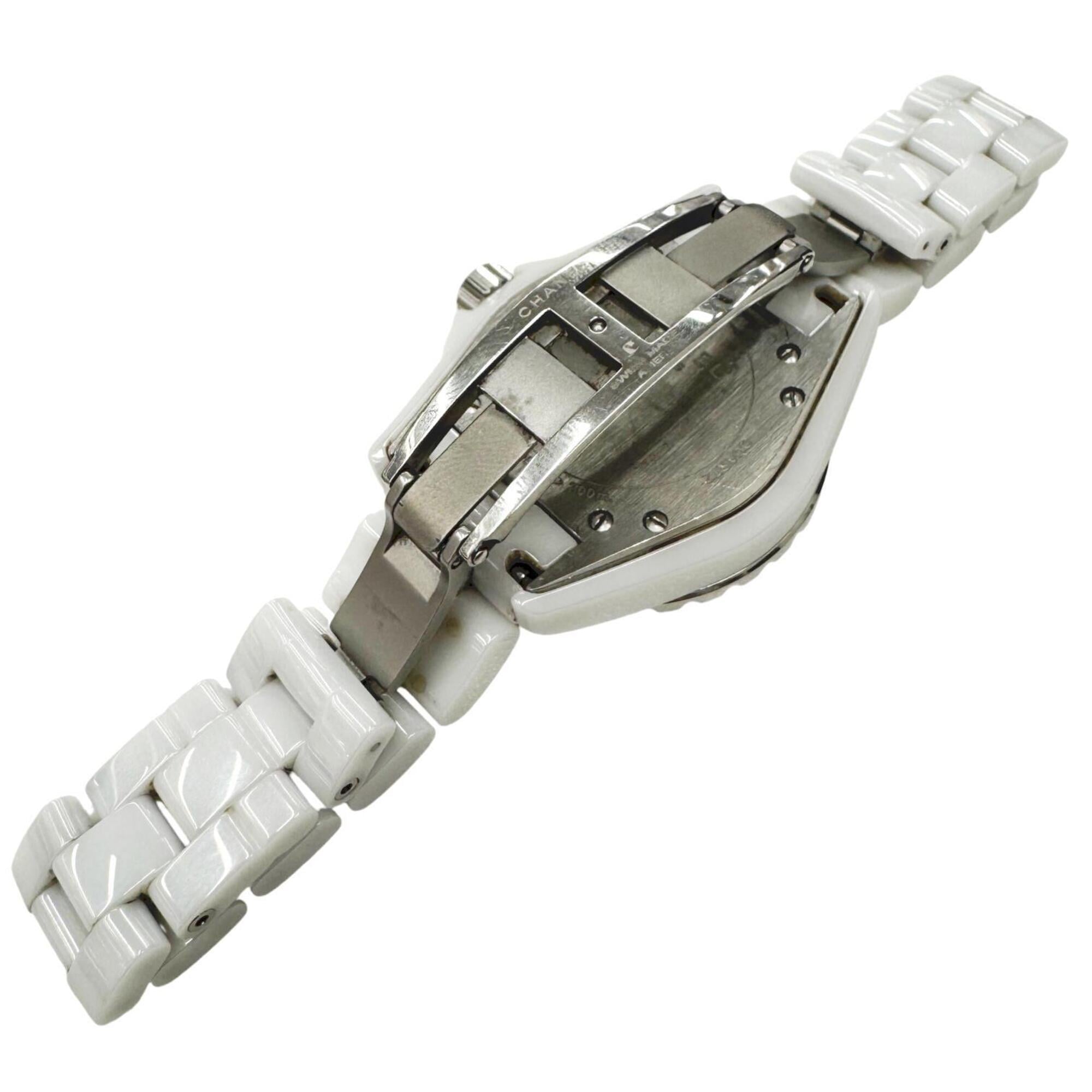 Chanel J12 Weiß Zifferblatt 33 mm Uhr