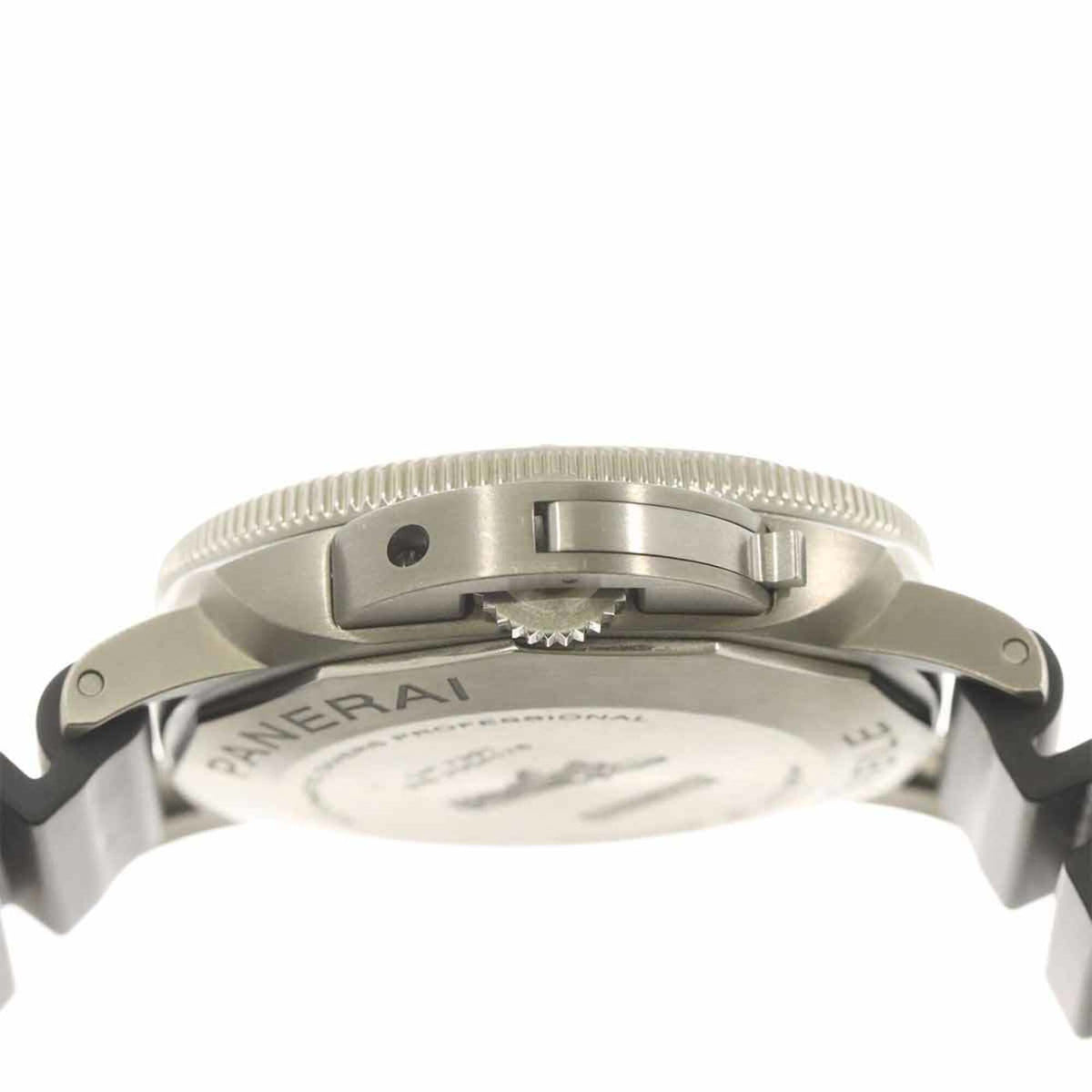 Panerai Submersible 1950 3 Days Titanio PAM01305 Black Dial 47mm Watch